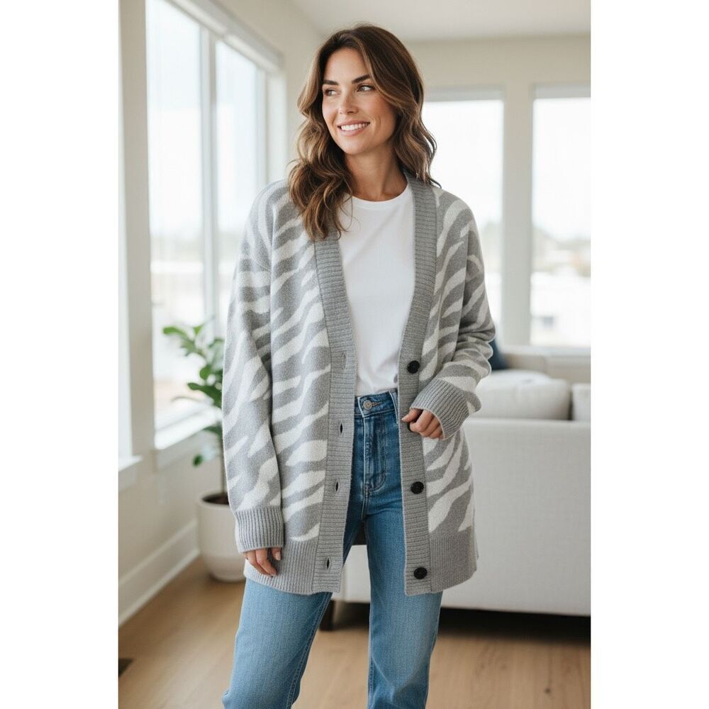 Everlane Alpaca Zebra Print Heathered Grey Cardigan Size L Sweater Button Front